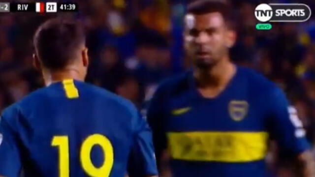 Jugadores de Boca Juniors casi se pelean en pleno clásico ante River Plate [VIDEO]