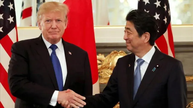U S  President Donald Trump and Japan s Prime Minister Shinzo Abe shake hands before a working lunch at Akasaka Palace in Tokyo  Japan November 6  2017  REUTERS Jonathan Ernst     TPX IMAGES OF THE DAY