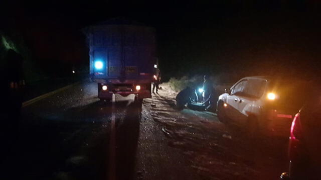 Omnibús impacta con vehículo estacionado y deja cinco heridos en Cusco