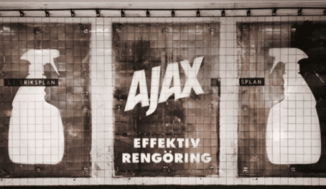 Productos Ajax crea anuncios en paredes sucias para demostrar su poder de limpieza