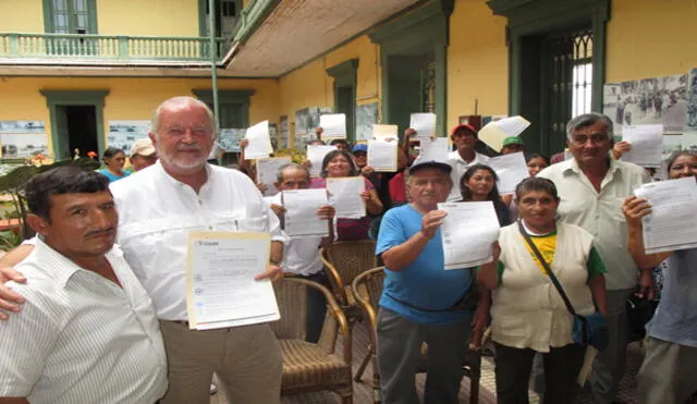Pobladores de Cayalatí reciben títulos de propiedad 