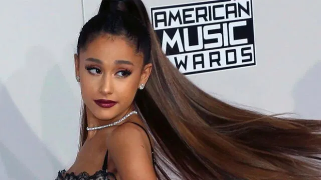 Fans de Ariana Grande aseguran que la cantante se hizo cirugías plásticas para aparecer en la portada de “Vogue” 
