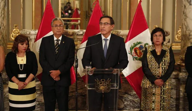 Jefe de Estado se reunió con la fiscal de la Nación, la presidenta del TC, el presidente del Poder Judicial y el primer ministro Vicente Zeballos.