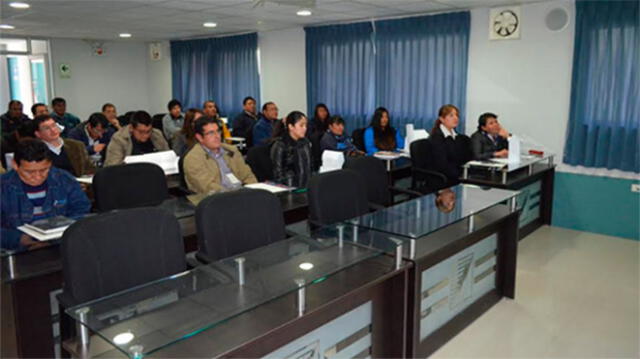 Huancayo: Electrocentro capacitó a sus proveedores 