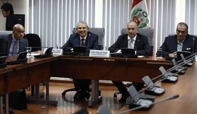 Odebrecht: solo 3 congresistas asistieron a interrogatorio a Luis Castañeda