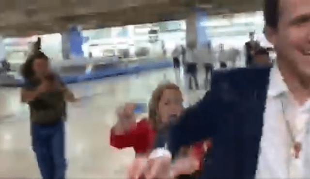 En video quedó plasmado el momento en que agredieron a Juan Guaidó. Foto: captura