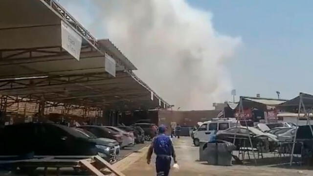 Reportan incendio en Puente Piedra. Créditos: Twitter.