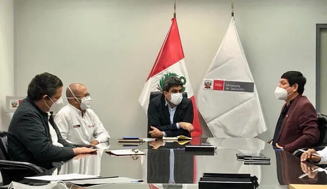 Se aprobó los protocolos sanitarios del fútbol peruano y deportes federados para reinicio de actividades. Foto: FPF