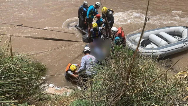 Policía buscaron a la víctima en el río Vilcanota. Foto: PNP / Referencial