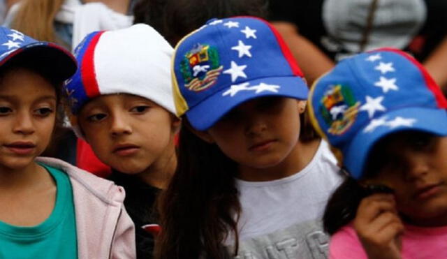 Alrededor de 150 mil niños y adolescentes venezolanos han migrado al Perú empujados por la crisis social y económica que vive su país.