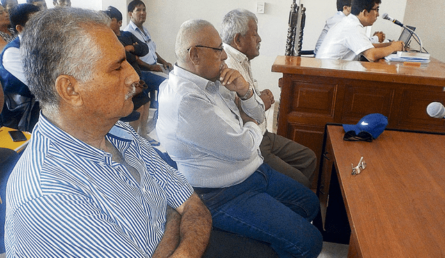 Fiscalía sustenta 25 años de cárcel para tres generales PNP