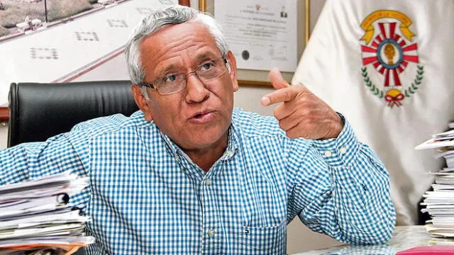 Anselmo Lozano denunciará a funcionarios por obras de Av. Chiclayo y Paseo Yortuque
