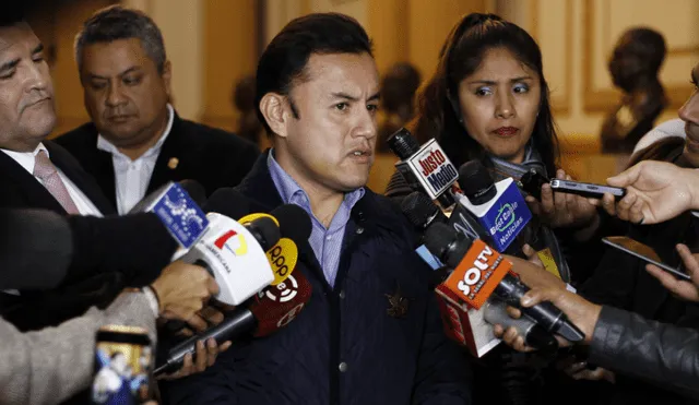 Richard Acuña admitió que fue una dejadez no publicar acuerdos de la Mesa Directiva