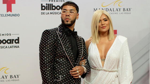 Karol G es atacada en Facebook tras usar peluca en los Latin Billboard [VIDEO]