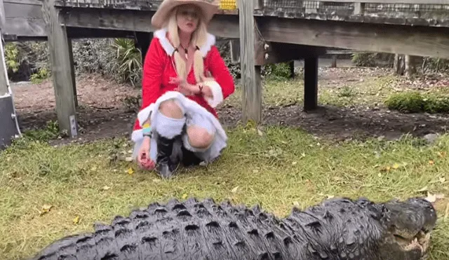 Desliza hacia la izquierda para ver el encuentro de 'mamanuela' con un cocodrilo, escena que es viral en YouTube.