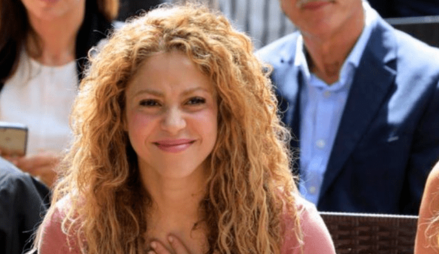 Shakira se gradúa en filosofía antigua y lo presume en Instagram