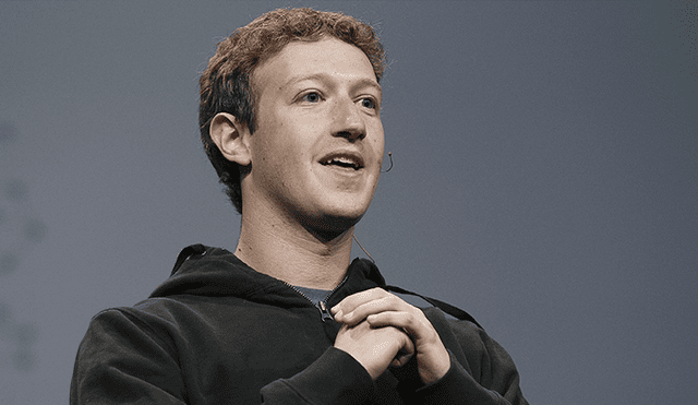 Facebook: Mark Zuckerberg genera teorías conspiratorias por la forma de sus piernas [FOTO]