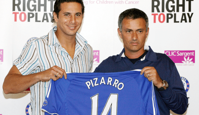 Claudio Piazarro confesó que Mourinho le escribió para que se integre al Chelsea. Foto: AFP