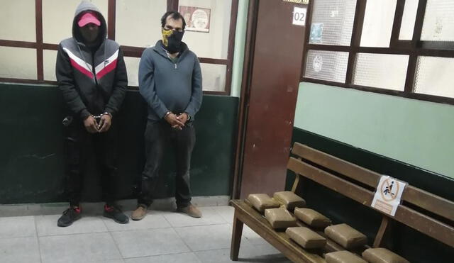 Los dos extranjeros fueron detenidos por la Policía en pleno centro de Tacna. Foto: PNP.