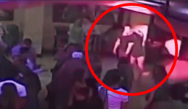 YouTube: asfixió a hombre hasta desmayarlo por creer que la había manoseado [VIDEO]