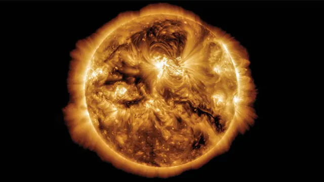 El Sol captado en luz ultravioleta en octubre de 2014, cerca a su actividad máxima en el ciclo 24. Crédito: NASA / SDO / LMSAL.