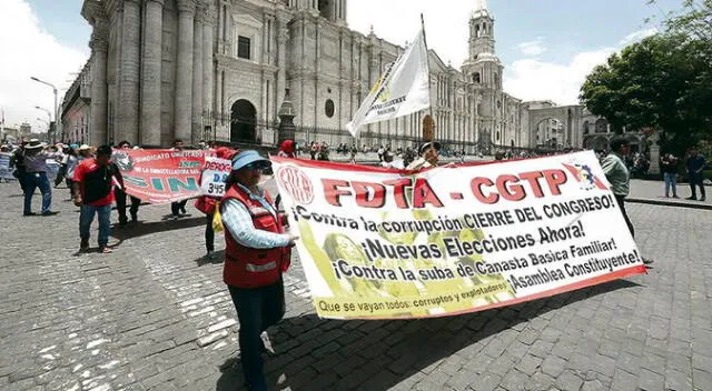 Central General de Trabajadores del Perú (CGTP), anunció un cacerolazo programado para las 10 horas.