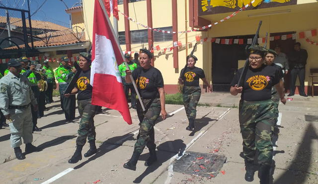 Puno: Mil presos organizaron colorido desfile por Fiestas Patrias en penal de Juliaca [FOTOS]