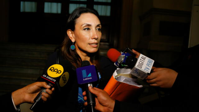 Patricia Donayre: “Espero que Martín Vizcarra tenga los pantalones bien puestos”