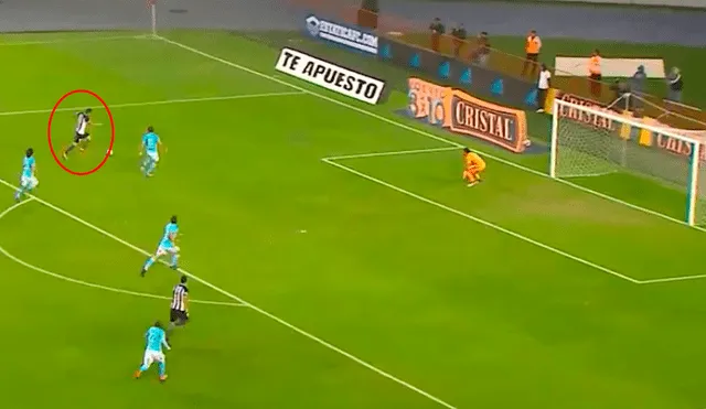 Sporting Cristal vs Alianza Lima: error en salida de Cazulo terminó en el 2-0 de Mario Velarde [VIDEO]