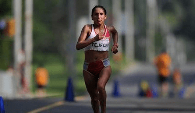 Gladys Tejeda acumuló triunfos como maratonista en campeonatos internacionales. Foto: REUTERS/Héctor Retamal/Pool