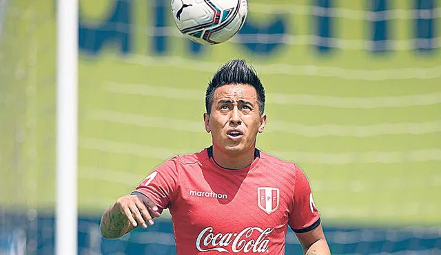 Concentrado. Su regularidad en el Yeni Malatyaspor de Turquía le da a Cueva la posibilidad de ser titular ante Paraguay.