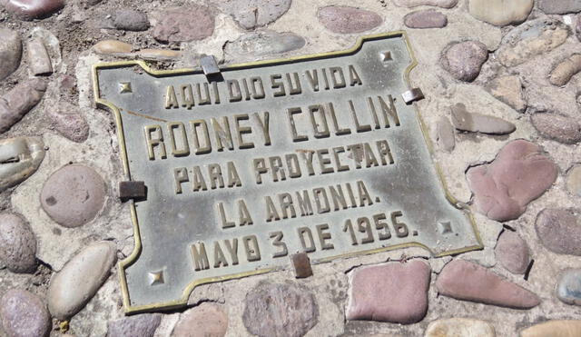 Curiosidades en Cusco. Placa a Rooney Collin