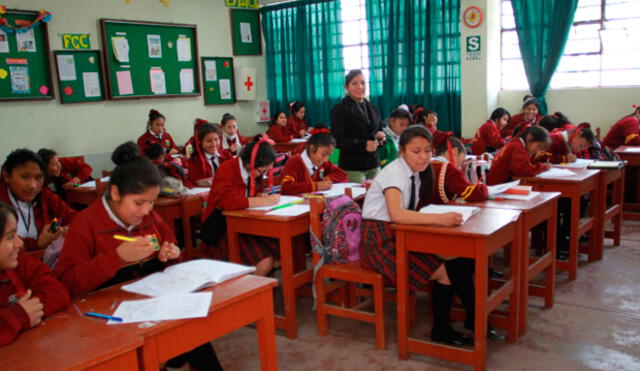 Estudiantes peruanos ocupan el penúltimo lugar en comprensión financiera