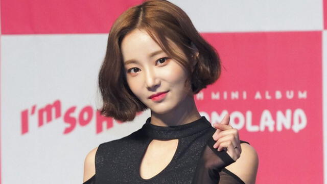 Desliza para ver más fotos de Yeonwoo. Créditos: naver.