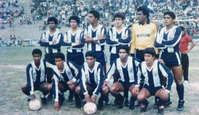 El plantel de Alianza Lima era el líder del campeonato de 1987 hasta antes del accidente. Foto: SDARC