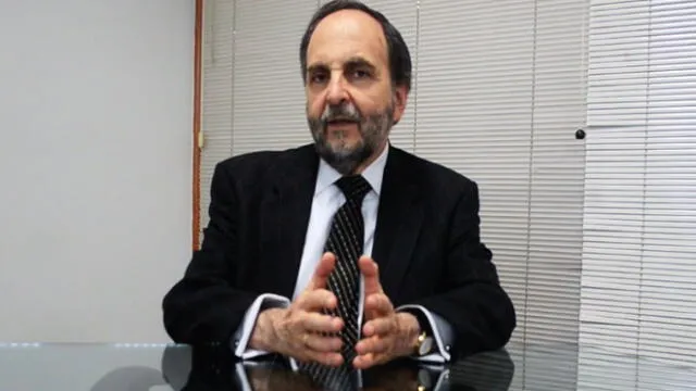 Acción de amparo frenaría denuncia constitucional contra fiscal de la Nación, señala Javier de Belaunde