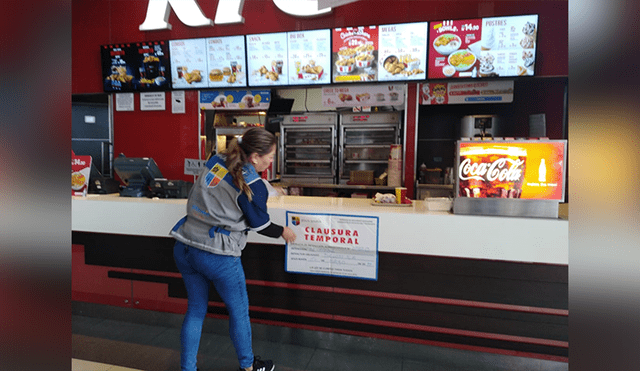 Restaurante de comida rápida KFC es clausurado por incumplir normas de salubridad