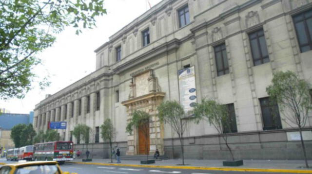 Visita a las bibliotecas del Centro de Lima