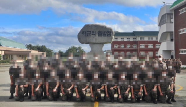 Park Bo Gum en la Infantería de la Marina de Corea del Sur. Créditos: Comando de Educación Naval