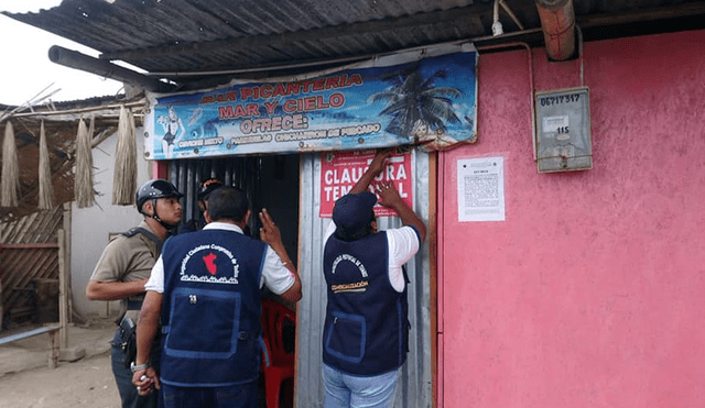 Tumbes: clausuran bares sin licencia de funcionamiento en Villa Puerto Pizarro 