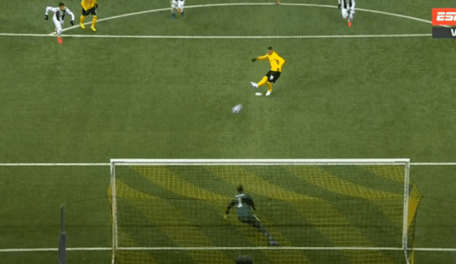 Juventus vs Young Boys EN VIVO: Hoarau anotó el 1-0 de tiro penal [VIDEO]