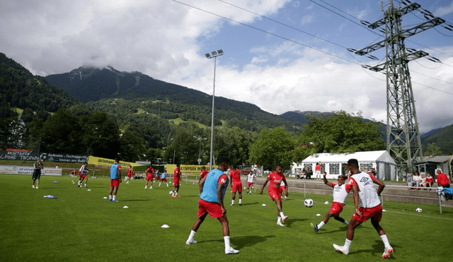 Selección Peruana: segundo día de entrenamiento es en otro lugar [VIDEO]