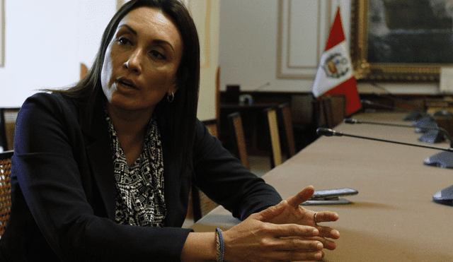 Patricia Donayre: Salida a la crisis es convocar a un Congreso Constituyente 