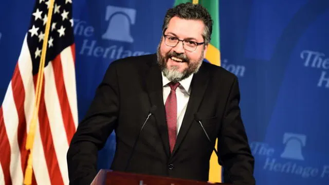 El canciller brasileño, Ernesto Araújo, da una sesión informativa en The Heritage Foundation el 11 de septiembre de 2019 en Washington DC.
