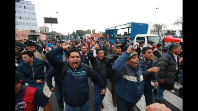 Maestros de Moquegua y Tacna acatarán el paro del 5 de abril