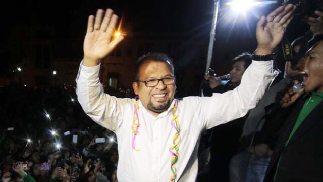 Ya es oficial, Omar Candia es el nuevo alcalde de Arequipa