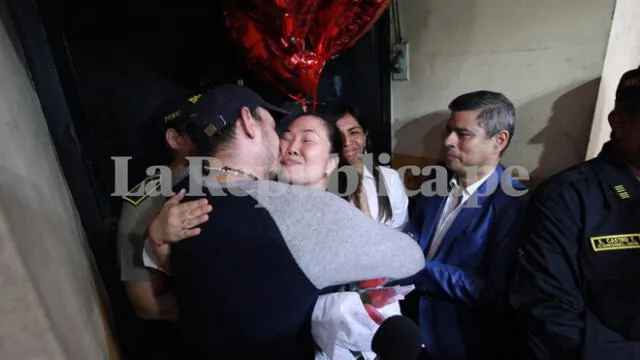 Keiko Fujimori sale de prisión: imágenes de su excarcelación [GALERÍA] 