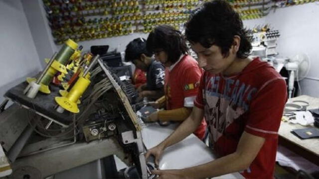 Sunafil: trabajadores que laboren en horario nocturno deben recibir como mínimo S/ 1.383 de sueldo
