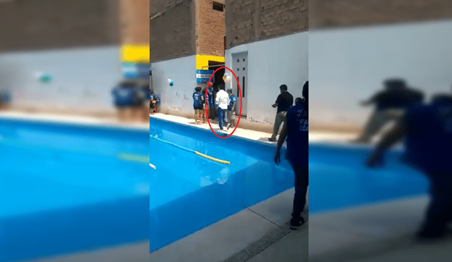 Facebook Viral: candidato a alcaldía de Comas cae en piscina y provoca risas [VIDEO]