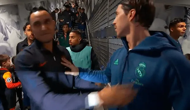 Keylor Navas fue aplaudido en el 'Santiago Bernabéu' desde que salió a calentar en la previa del partido contra su exequipo Real Madrid.